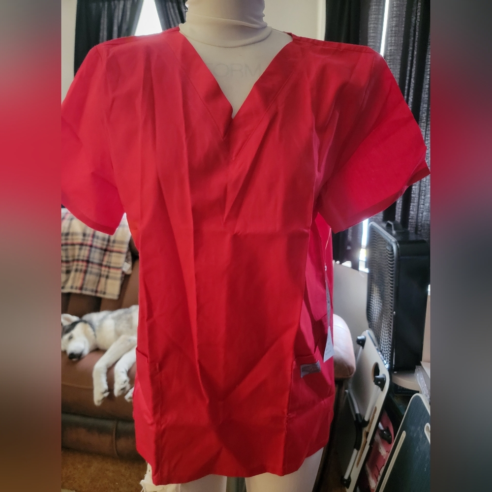 Scrubzone womens medium top